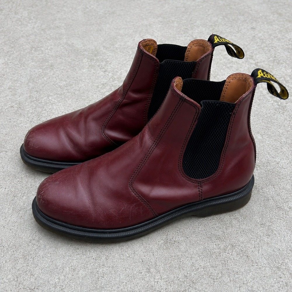 Dr. Martens 2976 Chelsea Boots Mens 10 Cherry Red Burgundy Leather Grunge Boots